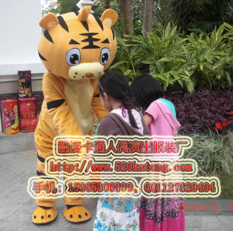 供应广西，云南，贵州卡通服装，，卡通形象表演服装，卡通舞台装，人偶服装森林动物